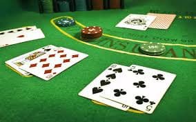 dealer langsung platform god777 menangani permainan Live Baccarat
